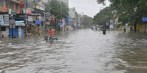 சென்னையில் கனமழையால் பாதிக்கப்பட்ட பகுதிகள் – வடியாத மழைநீர்: விபரங்கள்