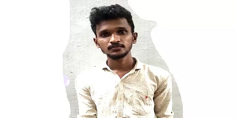 போலியான படத்தை பதிவேற்றி கல்லூரி மாணவிக்கு பாலியல் தொல்லை: இளைஞர் கைது