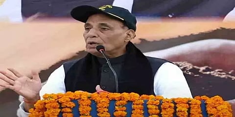 'வங்கதேசம் வளர்ச்சிப் பாதையில் முன்னேறியதில் மகிழ்ச்சி' - ராஜ்நாத் சிங் பெருமிதம்