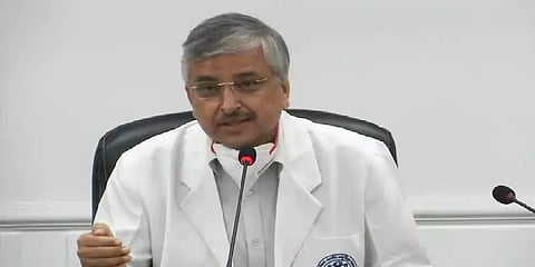 ஒமைக்ரான் பரவல் - எய்ம்ஸ் இயக்குநர் அறிவுறுத்தல்