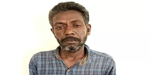 பெரியகுளம்: நடத்தையில் சந்தேகம் - மனைவியின் கையை துண்டித்த கணவர் கைது