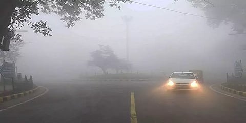 வடமாநிலங்களில் கடும் பனிப்பொழிவு - இயல்பு வாழ்க்கை பாதிப்பு