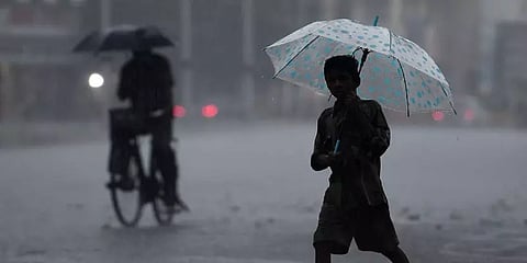 சென்னை, டெல்டா உட்பட 11 மாவட்டங்களில் அடுத்த 3 மணி நேரத்திற்கு கனமழைக்கு வாய்ப்பு