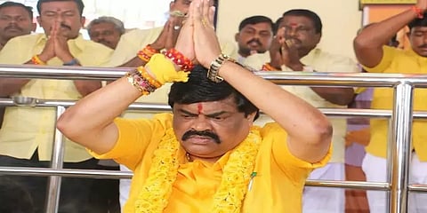 கர்நாடகாவில் சினிமா பாணியில் ராஜேந்திர பாலாஜியை கைது செய்த காவல்துறை - முழு விபரம்
