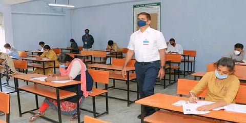 திட்டமிட்டபடி நாளை தொடங்குகிறது சிவில் சர்வீஸஸ் மெயின் தேர்வுகள் - யு.பி.எஸ்.சி. அறிவிப்பு