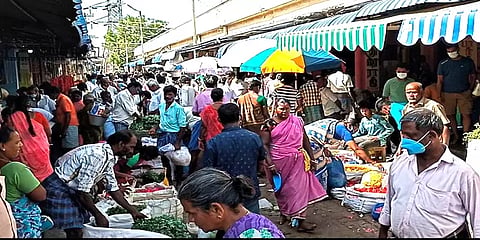 மதுரை: தகதகக்கும் தங்கம் விலையில் மனம் மயக்கும் மல்லிகைப்பூ  - கிலோ ரூ.3500 விற்பனை