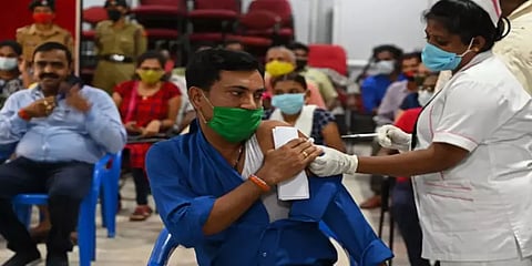 தமிழகத்தில் 600 இடங்களில் இன்று  பூஸ்டர் தடுப்பூசி முகாம்