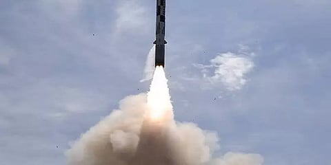 இந்தியாவின் பிரமோஸ் ஏவுகணை சோதனை வெற்றி
