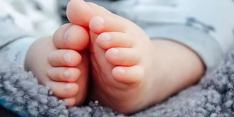 சென்னையில் ஒன்றரை மாத குழந்தை மூச்சுத்திணறலால் உயிரிழப்பு - தடுப்பூசி காரணமா என விசாரணை