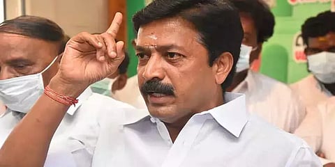 திமுகவின் தேர்தல் ஏஜென்டாக தேர்தல் ஆணையமும், ஆர்மியாக போலீசும் உள்ளன: சி.வி சண்முகம்