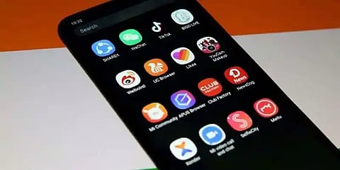 இந்தியாவில் மேலும் 54 சீன மொபைல் போன் செயலிகளுக்கு தடை?