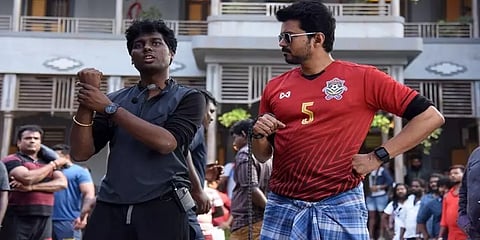 'அரபிக் குத்து' பாடலுக்கு மனைவியுடன் சேர்ந்து நடனமாடி 'தெறி'க்கவிடும் அட்லீ!