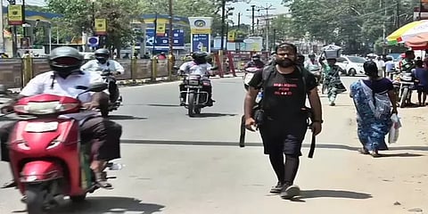 ‘இரத்தத்திற்காக யாரும் இறக்கக்கூடாது’-  21,000 கி.மீ நடைபயணம் மேற்கொள்ளும் சமூக ஆர்வலர்