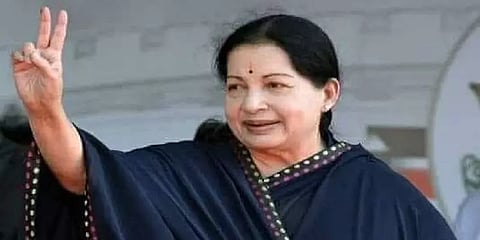 “ஜெயலலிதாவின் கார் குறித்து புகார் அளிக்க உள்ளோம்”- மரியாதை செலுத்திய ஜெ.தீபா பேட்டி