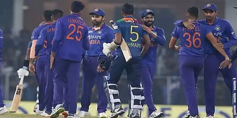 டி20 தொடரை வெல்லுமா இந்தியா? தோல்வியிலிருந்து மீளுமா இலங்கை?