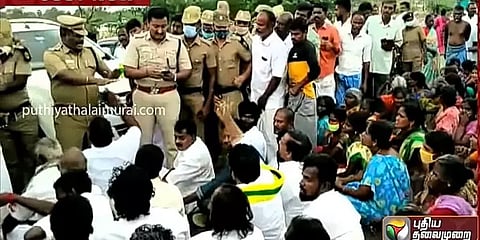 மதுரை சிறுமி சிகிச்சை பலனின்றி உயிரிழப்பு - மேலூரில் உறவினர்கள் சாலைமறியல்