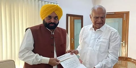 பஞ்சாபில் ஆட்சியமைக்க உரிமை கோரிய பகவந்த் மான்