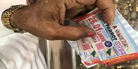 சட்டவிரோதமாக 3 எண் லாட்டரி விற்பனை: கடும் நடவடிக்கையில் இறங்கிய போலீஸார்