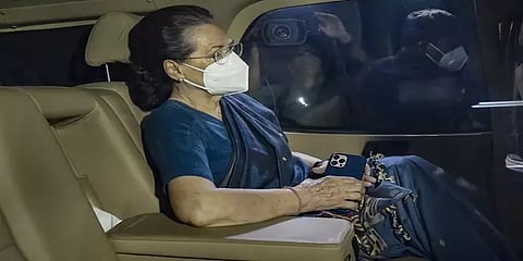 தேர்தல் தோல்வி எதிரொலி - காங்கிரஸ் தலைவர் சோனியா காந்தி எடுத்த அதிரடி நடவடிக்கை