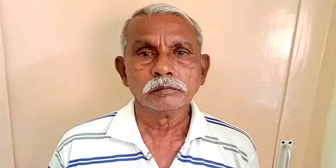 சிறுமிக்கு பாலியல் தொல்லை - ஓய்வுபெற்ற தலைமையாசிரியர் கைது