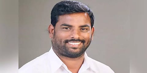 சேலம்: தொழிலதிபரை மிரட்டி பணம் பறித்ததாக சமூக செயல்பாட்டாளர் கைது