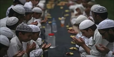 தென்பட்டது பிறை... தொடங்கியது ரமலான் நோன்பு