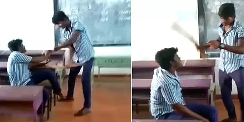 அரசுப் பள்ளியில் மாணவர்களை விரட்டி விரட்டி துடைப்பத்தால் அடித்த சக மாணவர் 