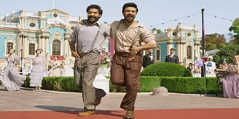 ‘ஆர்.ஆர்.ஆர்.’ படத்தின் நாட்டு, நாட்டு பாடல் 5 மொழிகளில் இன்று வெளியீடு