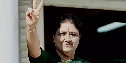 “பாஜகவுடன் அதிமுக இணைந்து செயல்படுவது கால சூழ்நிலை” - சசிகலா பேட்டி
