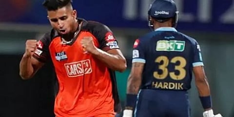 'Pace like a Fire' - ஸ்டெய்னை துள்ளிக் குதிக்க வைத்த காஷ்மீரின் வேகப்புயல்!