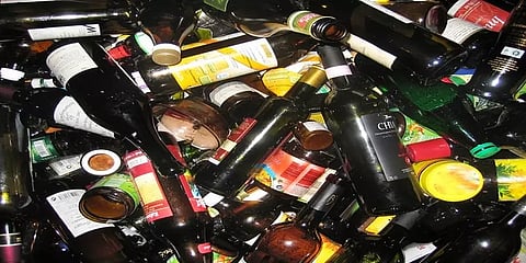 நீலகிரியில் மதுபாட்டிலுக்கு கூடுதலாக 10 ரூபாய் - ஏன் தெரியுமா?