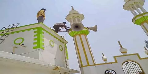 வழிபாட்டு தலங்களில் ஒலிப்பெருக்கிகளை அகற்றும் நடவடிக்கை தீவிரம் - உ.பி. அரசு அதிரடி