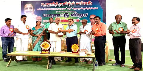 வறுமையில் வாடும் மூத்த கலைஞர்களுக்கு இருசக்கர வாகனம் பரிசளித்த நடிகர் சிவக்குமார்