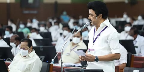 இலங்கை தமிழர்களுக்கு உதவ அனுமதி கோரி பேரவையில் இன்று தீர்மானம்