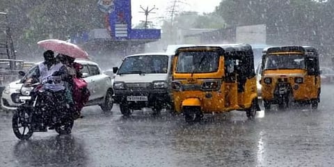 தமிழ்நாட்டில் 5 நாட்களுக்கு மிதமான மழை பெய்யும் - மழை தொடர்பான மாவட்ட செய்தித்துளிகள்!