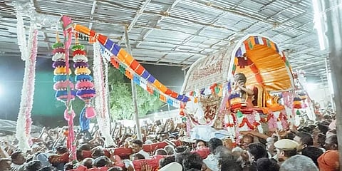 கோலாகலமாக  நடைபெற்றது தருமபுரம் ஆதீன பட்டணப் பிரவேசம்