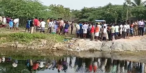 திண்டிவனம் அருகே சோகம் - கல்குவாரி குட்டையில் மூழ்கி 3 பேரப்பிள்ளைகளுடன் மூதாட்டி பலி