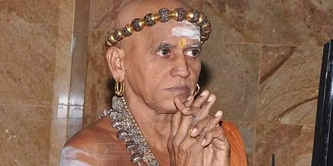 "நடிகர் விஜய் படங்களை பார்க்காதீர்கள்" காரணம் கூறும் மதுரை ஆதீனம்