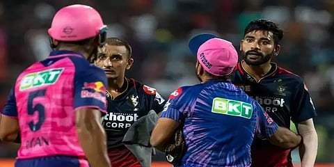 'ஹர்ஷல் படேல் உடனான மோதலுக்கு இதுதான் காரணம்' - மனம்திறந்த ரியான் பராக்
