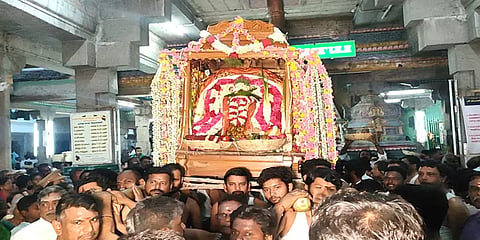 ஆயிரம் ஆயிரமாய் சீர்விரிசை: விமர்சையாக தொடங்கிய ஆயிரங்காளியம்மன் கோயில் திருவிழா
