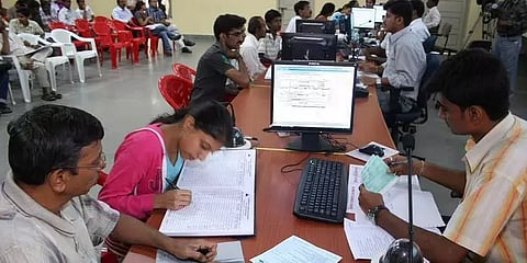 `அனைத்து கல்லூரிகளும் 69% இட ஒதுக்கீட்டை பின்பற்ற சுற்றறிக்கை'-  அமைச்சர் பொன்முடி பேட்டி