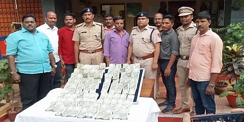 சென்ட்ரல் ரயில் நிலையத்தில் 46 லட்சம் பணம் பறிமுதல் - ஹவாலா பணமா? தொடரும் விசாரணை