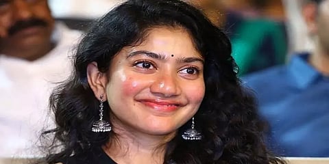 'மனிதர்கள் அனைவரும் ஒன்றுதான், அதைத்தான் சொன்னேன்'-சர்ச்சை பேட்டி குறித்து சாய் பல்லவி