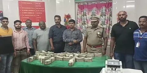 எழும்பூர் ரயில் நிலையத்தில் ரூ.94.23 லட்சம் ரொக்கம் பறிமுதல் - தீவிர விசாரணை