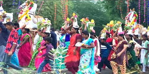 கிடா விருந்துடன் கோலாகலமாக நடைபெற்ற அறந்தாங்கி அய்யனார் கோவில் புரவி எடுப்பு திருவிழா!