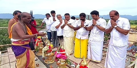 வெகு விமர்சையாக நடைபெற்ற பூலாம்பாடி தர்மராஜர் திரௌபதி அம்மன் திருக்கோவில் கும்பாபிஷேகம்