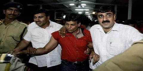 மும்பை குண்டுவெடிப்பு குற்றவாளியை 25 ஆண்டுக்கு மேல் சிறையில் வைக்க முடியாது-உச்சநீதிமன்றம்
