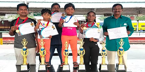 தேசிய அளவிலான யோகா போட்டி: பதக்கங்களை வென்ற மாணவர்களுக்கு உற்சாக வரவேற்பு
