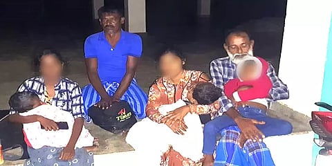 இலங்கையைச் சேர்ந்த 8 பேர் தனுஷ்கோடியில் தஞ்சம் - போலீசார் விசாரணை