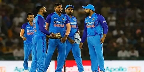சோதனையை நிறுத்துங்கள் டிராவிட்.. இந்திய அணியின் தொடர் தோல்விக்கு 5 முக்கிய காரணங்கள்!